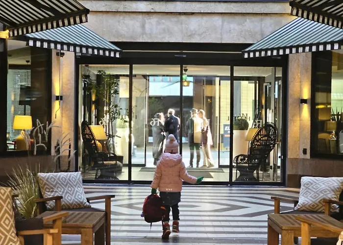Hotel F6