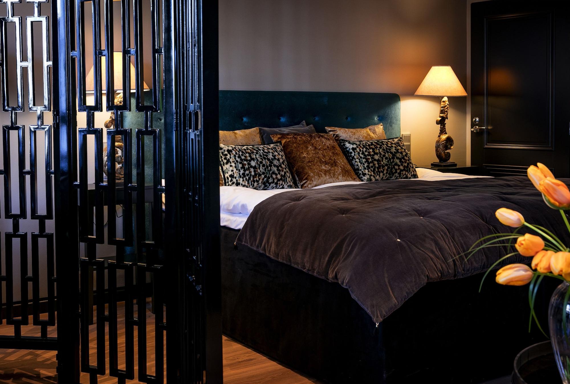 F6 Hotell 4*